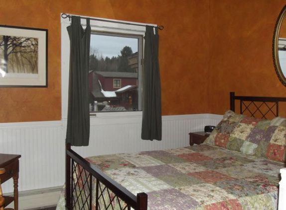 Jay Village Inn Room photo