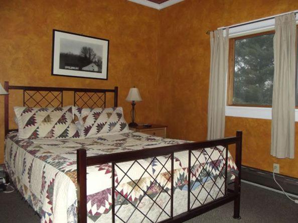 Jay Village Inn Room photo